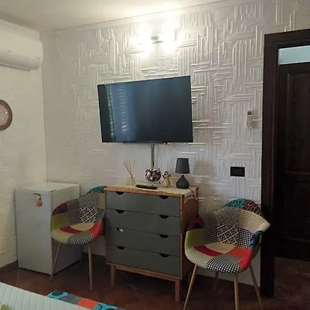Affitto In Zona Residenziale *