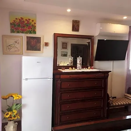 Affitto In Zona Residenziale בית הארחה
